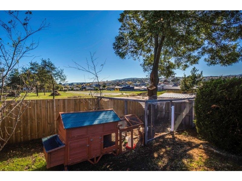30 Bartlett Street, Newnham TAS 7248