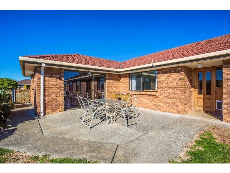 30 Bartlett Street, Newnham TAS 7248
