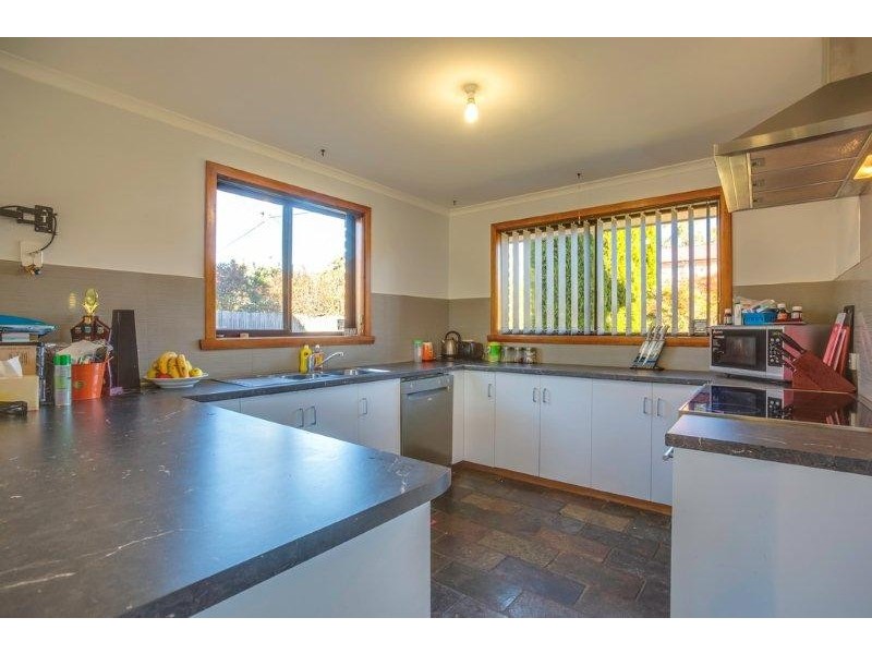 60 Harley Parade, Prospect Vale TAS 7250