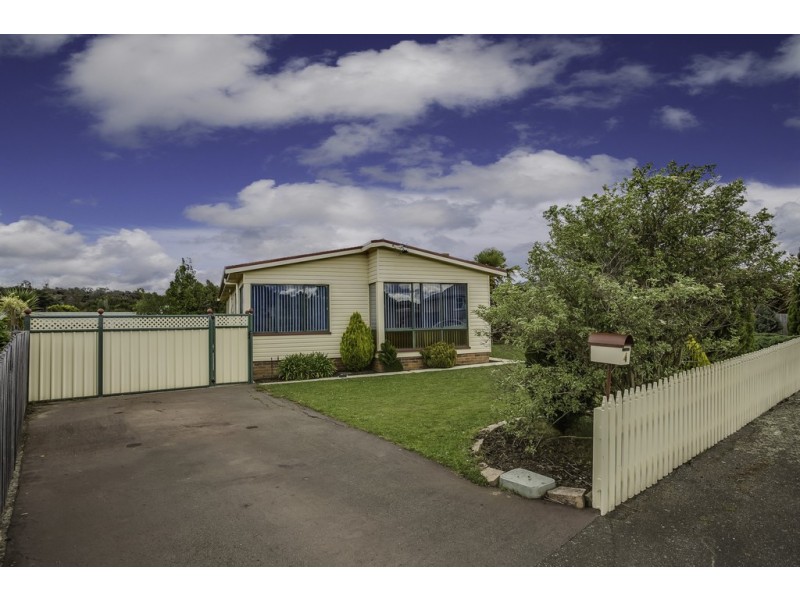 4 Raglan St, Youngtown TAS 7249