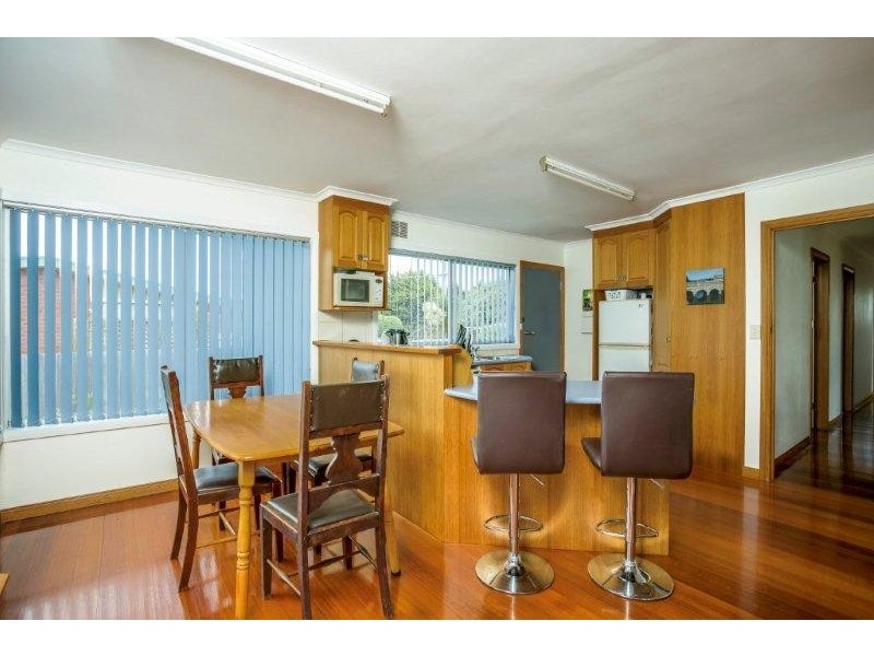 4 Raglan St, Youngtown TAS 7249