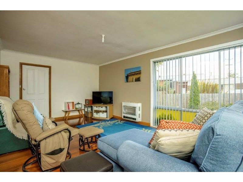 4 Raglan St, Youngtown TAS 7249