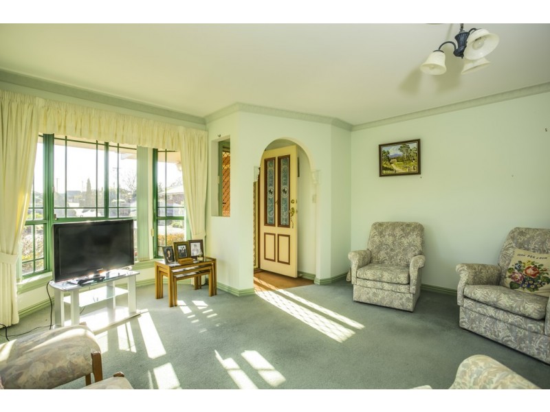 4/8 Holstun Place, Riverside TAS 7250