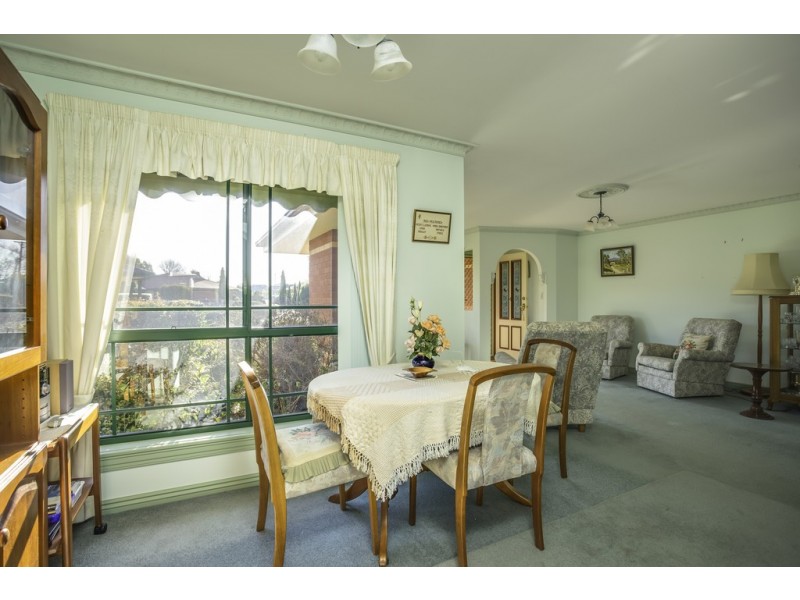 4/8 Holstun Place, Riverside TAS 7250