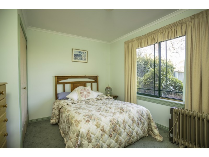 4/8 Holstun Place, Riverside TAS 7250