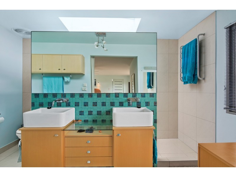 561 Hobart Road, Breadalbane TAS 7258