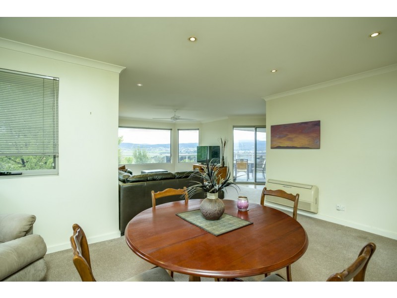 1 Chevron Place, Riverside TAS 7250