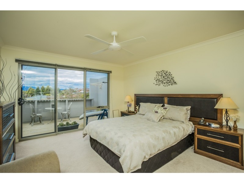 1 Chevron Place, Riverside TAS 7250