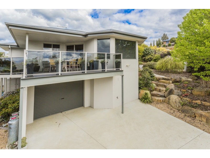1 Chevron Place, Riverside TAS 7250