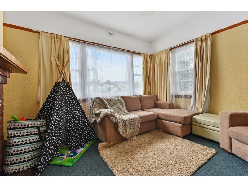 1 and 2/66 David Street, Newstead TAS 7250