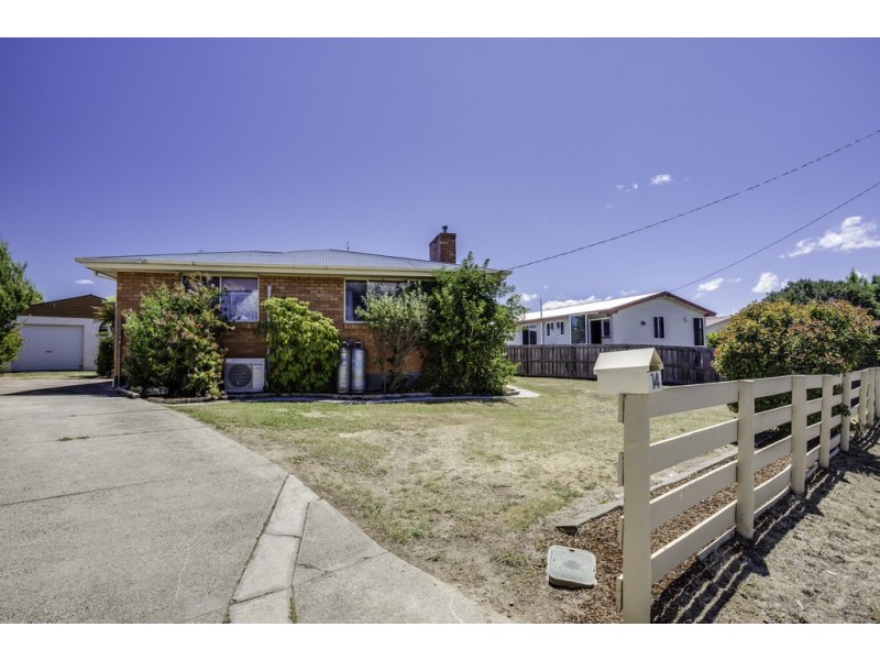 14 Ormond St, Ravenswood TAS 7250