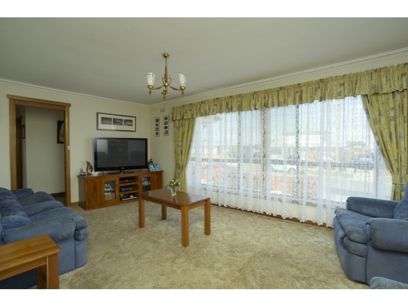 26 Tompsons Lane, Newnham TAS 7248