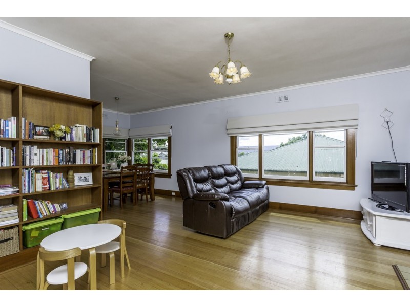 72 David St, Newstead TAS 7250