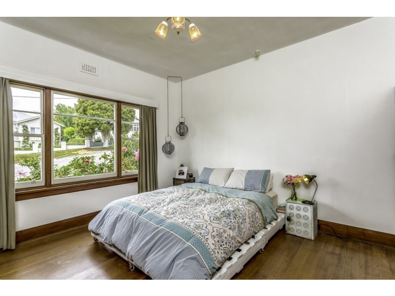 72 David St, Newstead TAS 7250