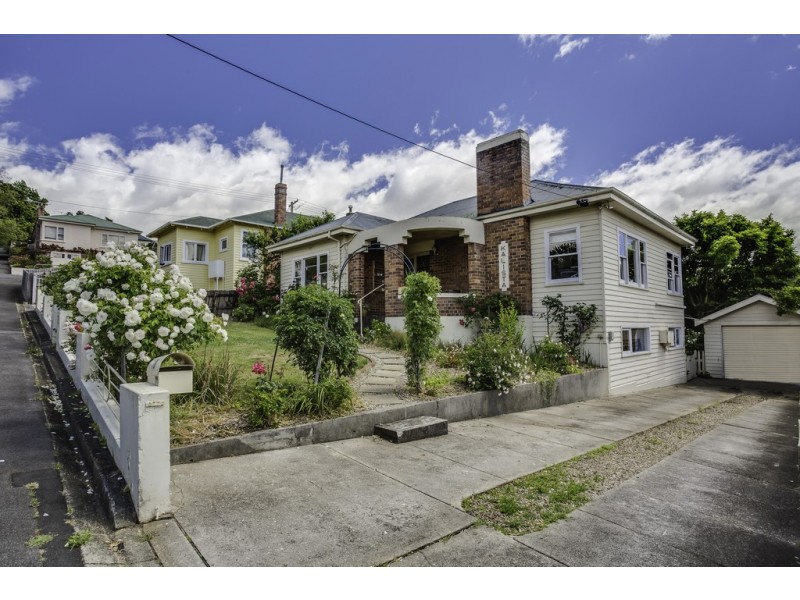 72 David St, Newstead TAS 7250