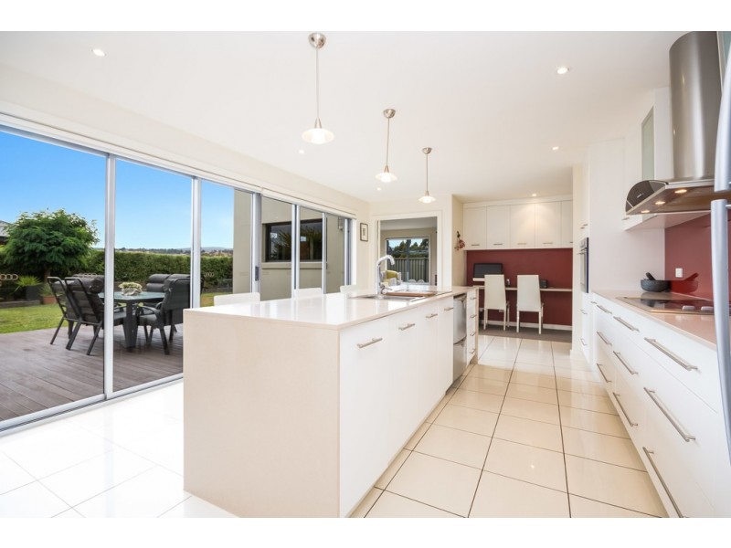 4 St James Close, Newstead TAS 7250