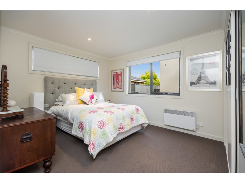 4 St James Close, Newstead TAS 7250