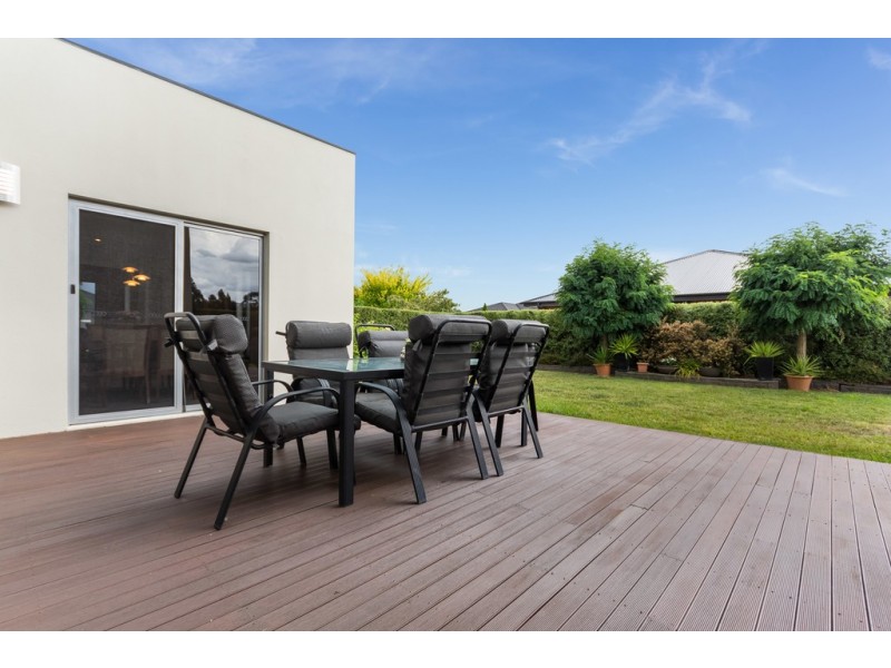 4 St James Close, Newstead TAS 7250