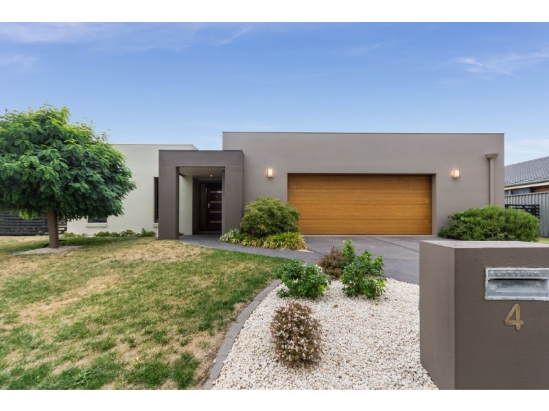 4 St James Close, Newstead TAS 7250