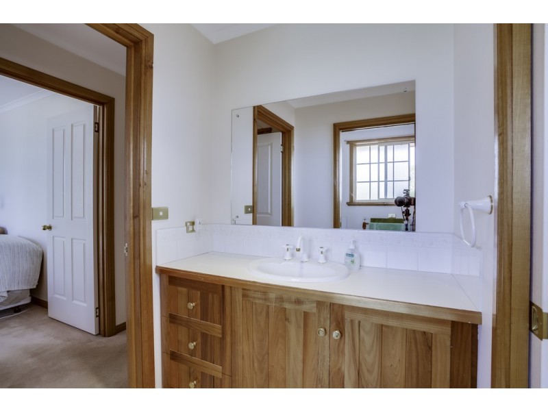 20 Pamela Court, Summerhill TAS 7250