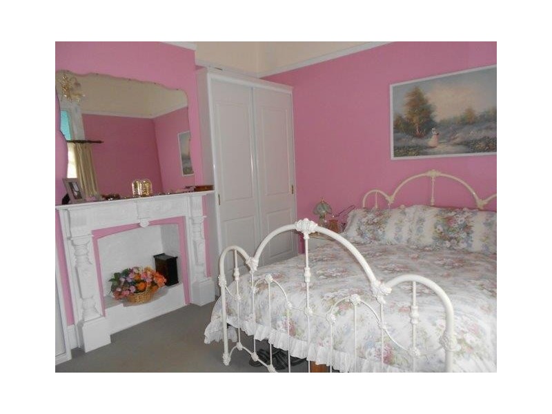 19 South St, Invermay TAS 7248