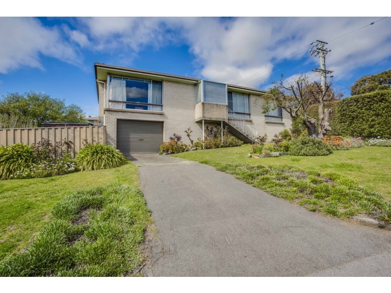 23 Chifley Street, Kings Meadows TAS 7249