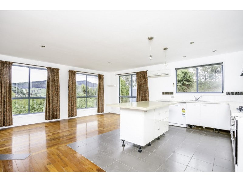 137 Waddles Road, Karoola TAS 7267
