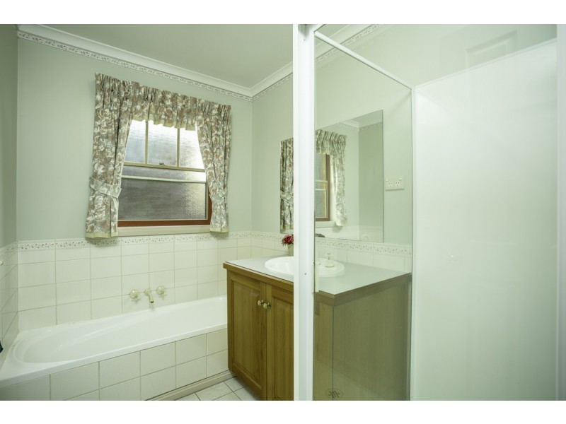 76 Chris St, Prospect TAS 7250