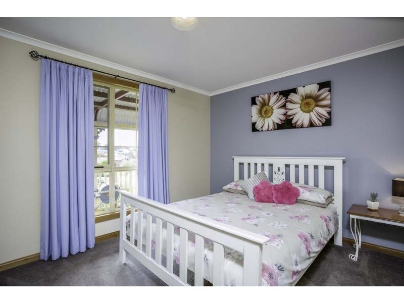 29 Poplar Parade, Youngtown TAS 7249