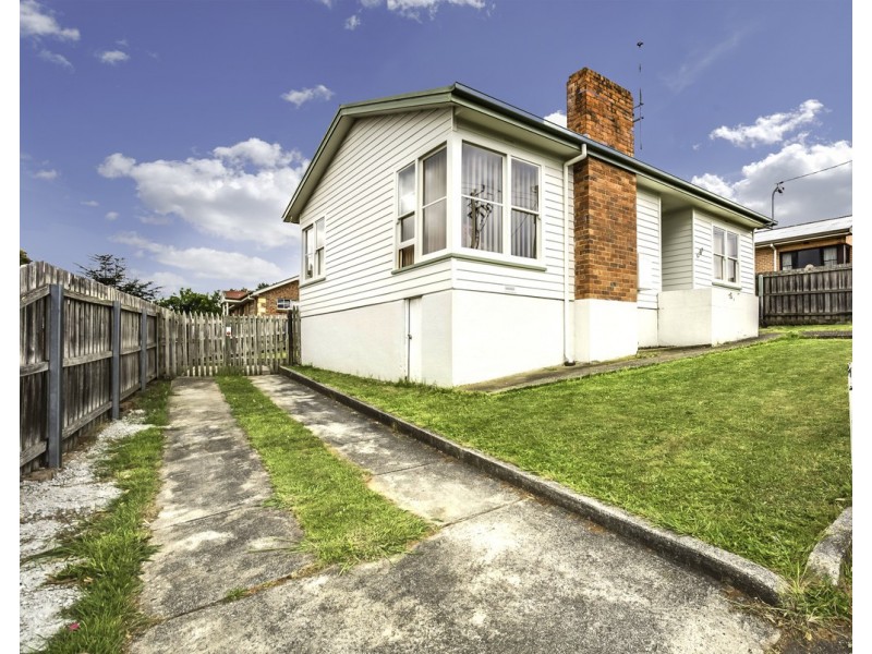11 Benvenue Ave, St Leonards TAS 7250