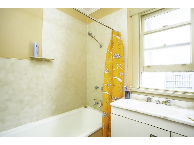 11 Benvenue Ave, St Leonards TAS 7250