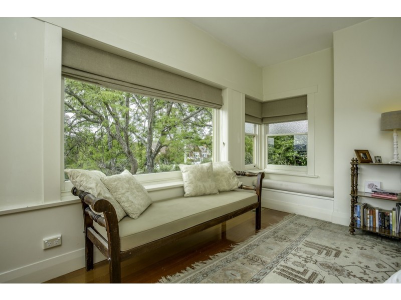 11 Riverdale Grove, Newstead TAS 7250