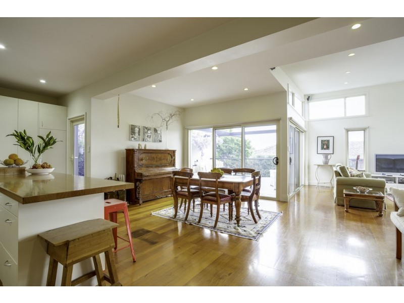 11 Riverdale Grove, Newstead TAS 7250