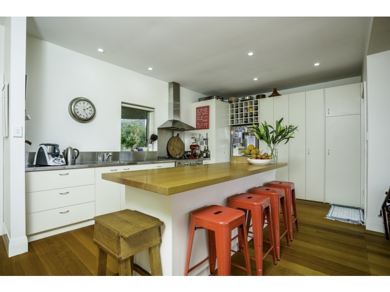 11 Riverdale Grove, Newstead TAS 7250