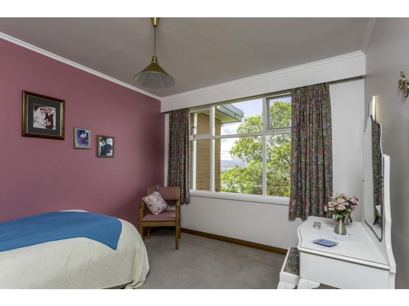 17 Nichols Street, Kings Meadows TAS 7249