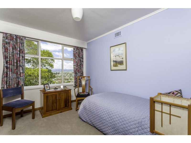 17 Nichols Street, Kings Meadows TAS 7249