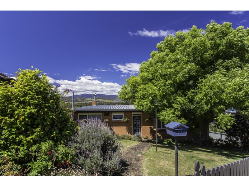 17 Nichols Street, Kings Meadows TAS 7249
