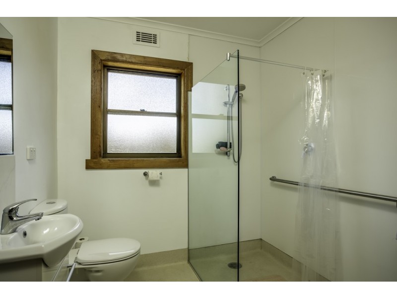 3 Kelvin St, Youngtown TAS 7249