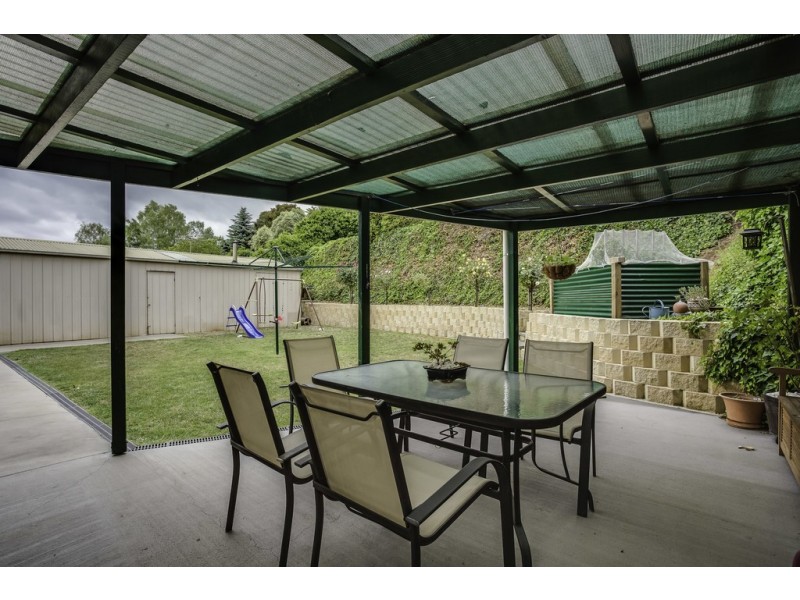 25 Parklands Parade, Newnham TAS 7248