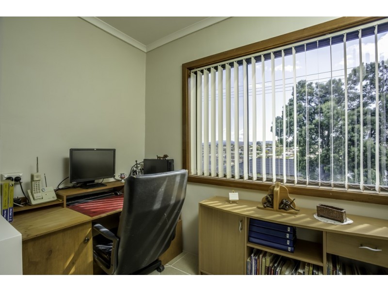 14 Victoria Street, Youngtown TAS 7249