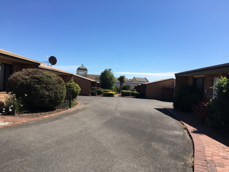 4/6 Stuart Avenue, Prospect Vale TAS 7250