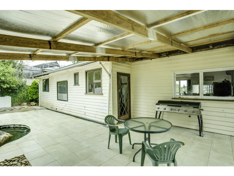 11 Coniston Place, Trevallyn TAS 7250
