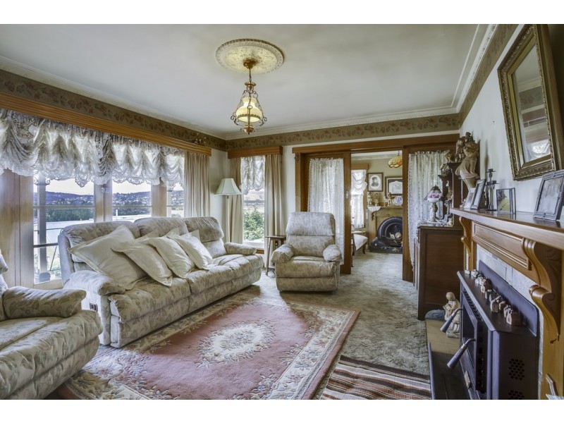 13 Crawford Street, Mowbray TAS 7248