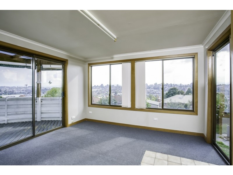 1 Mimosa Place, Youngtown TAS 7249