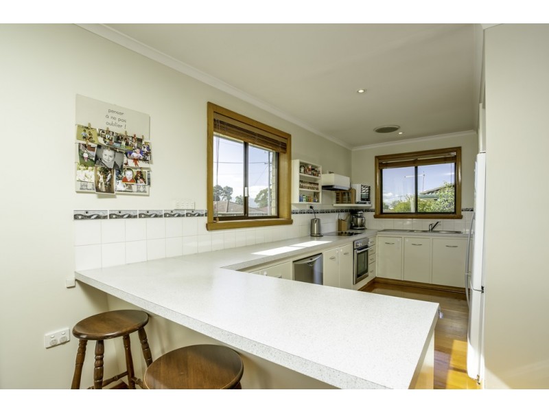 2 Downing St, Riverside TAS 7250