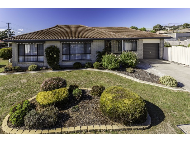 2 Downing St, Riverside TAS 7250