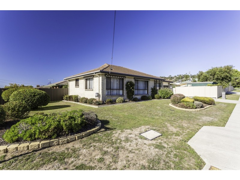 2 Downing St, Riverside TAS 7250