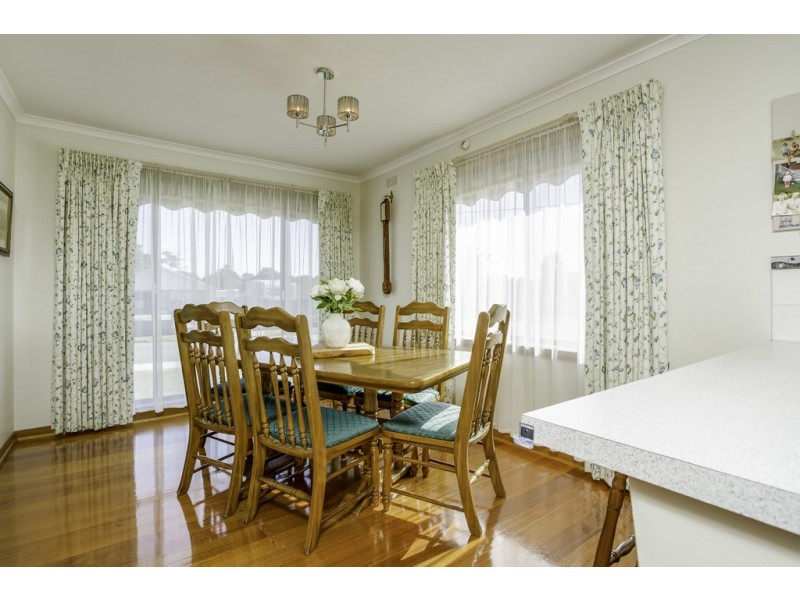 2 Downing St, Riverside TAS 7250