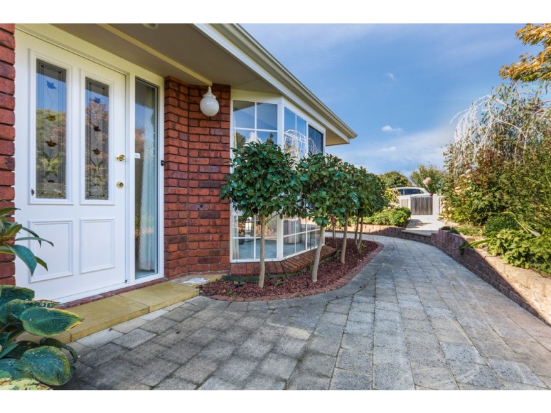 45 Rothesay Close, Newnham TAS 7248