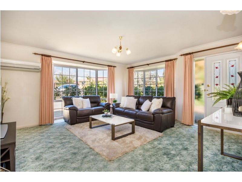 45 Rothesay Close, Newnham TAS 7248